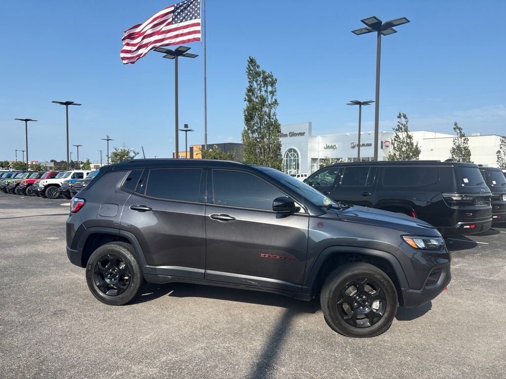2023 JEEP Compass
