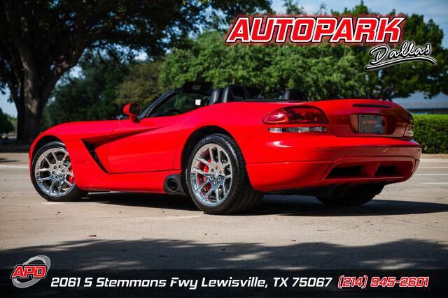 2004 DODGE Viper