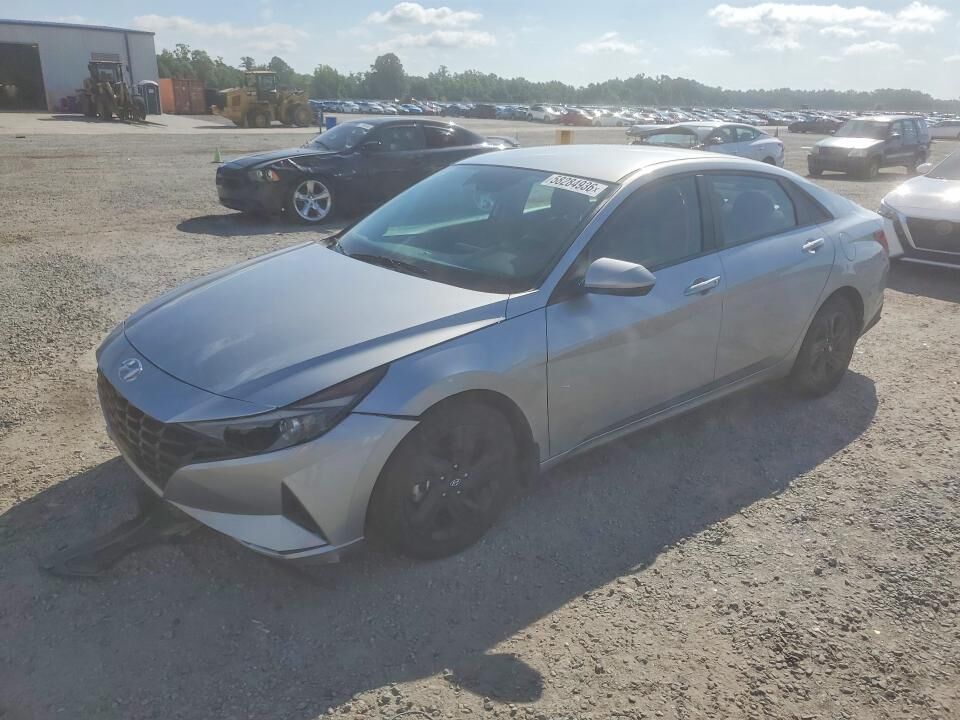 2022 HYUNDAI Elantra
