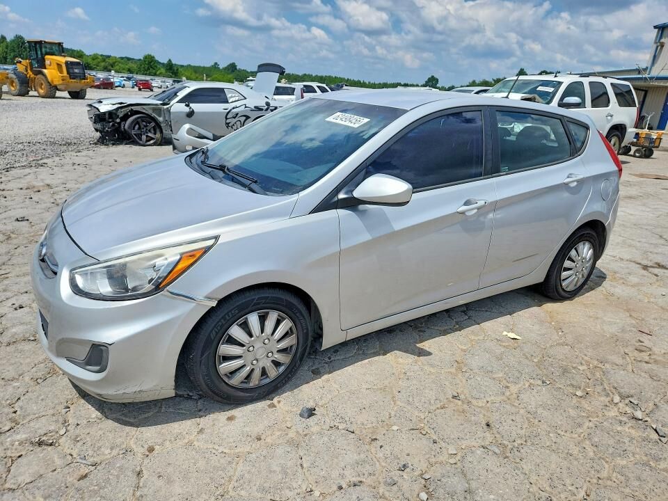 2016 HYUNDAI Accent