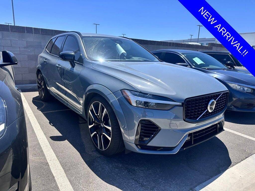 2023 VOLVO XC60