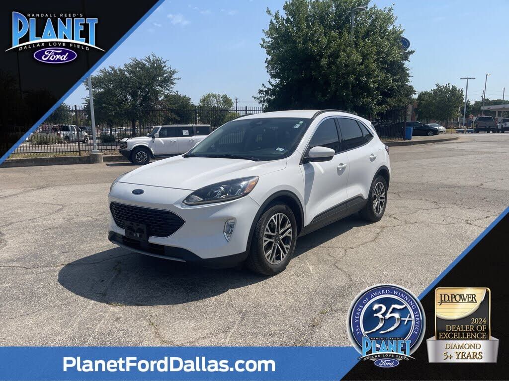2020 FORD Escape