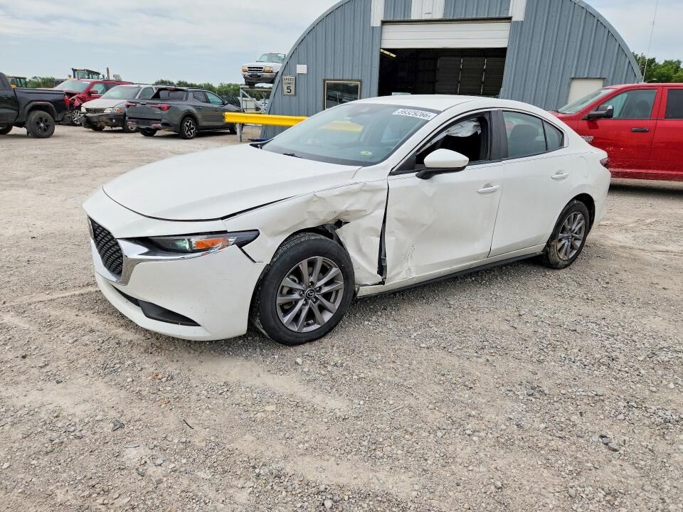 2021 MAZDA Mazda3