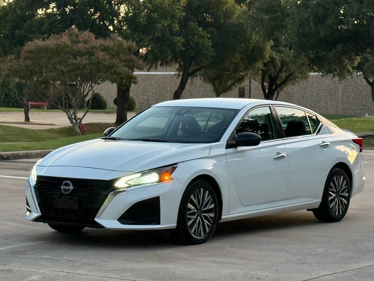 2025 NISSAN Altima