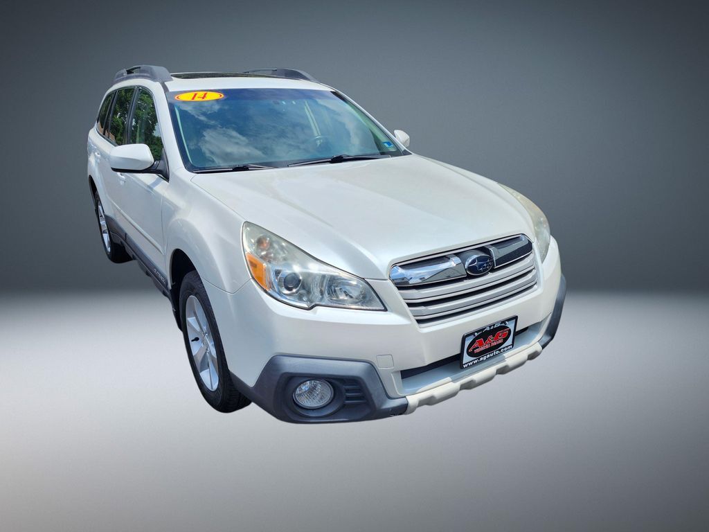 2014 SUBARU Outback