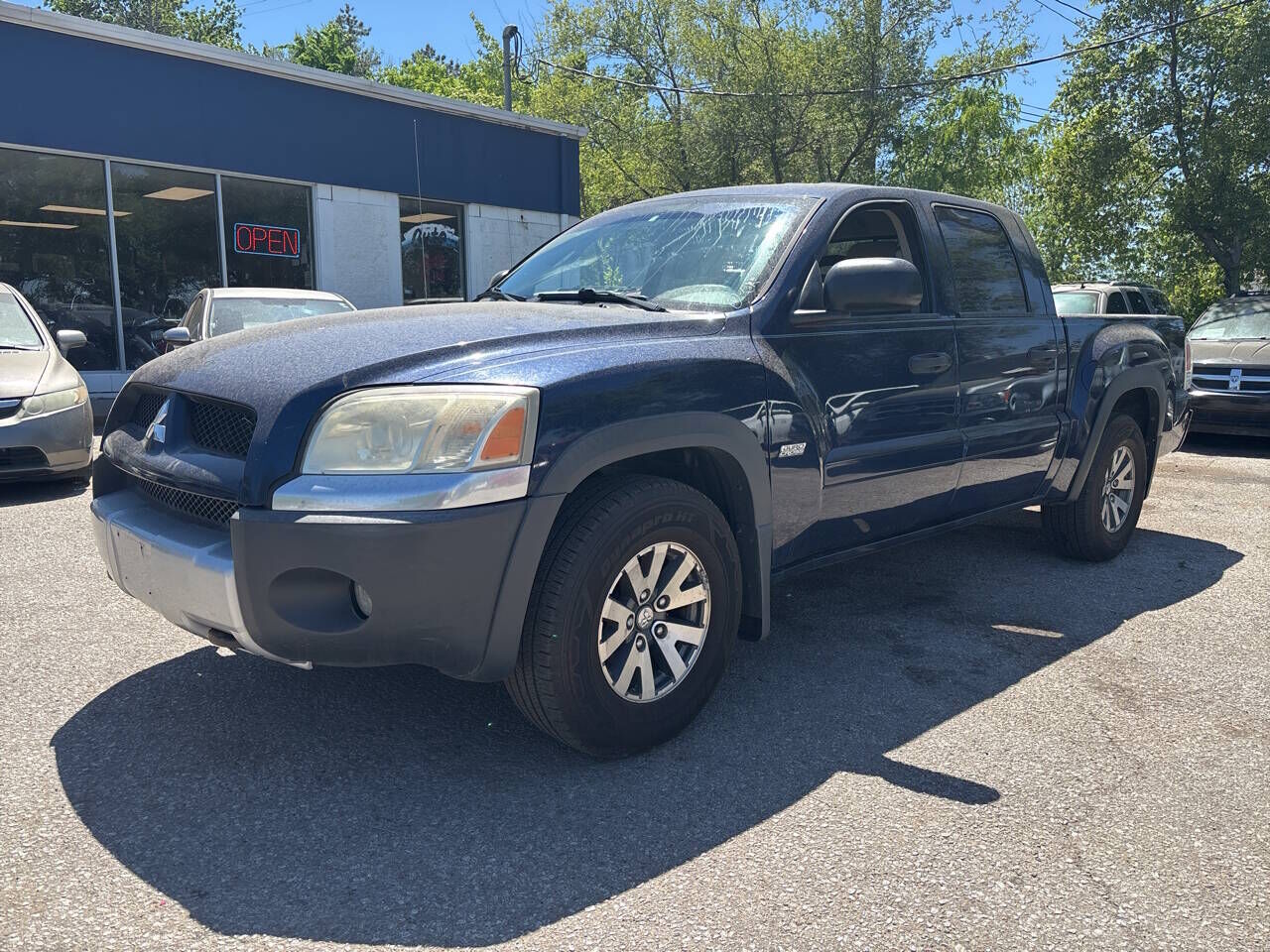 2006 MITSUBISHI Raider