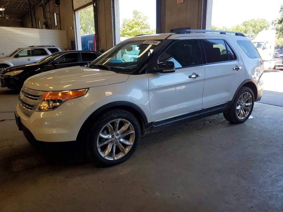 2014 FORD Explorer