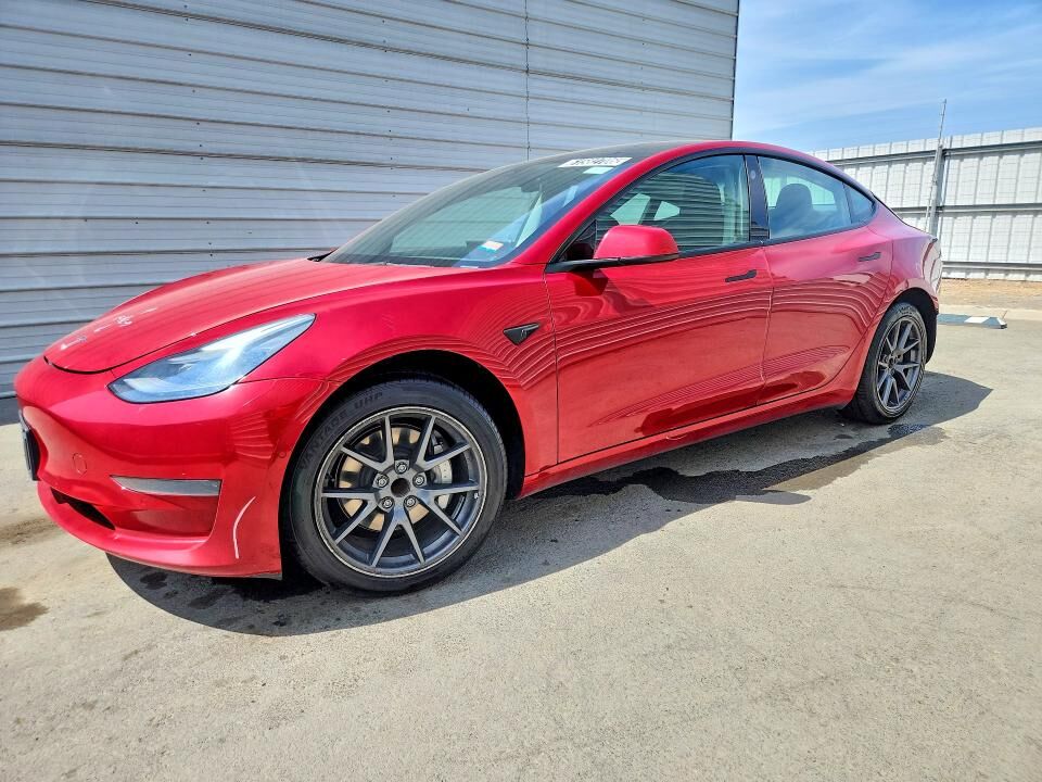 2022 TESLA Model 3
