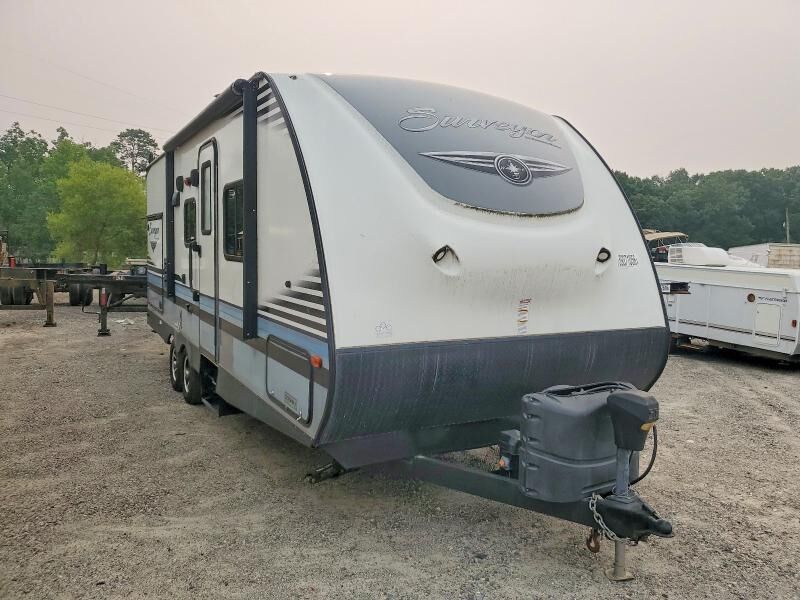 2017 FOREST RIVER Surveyor