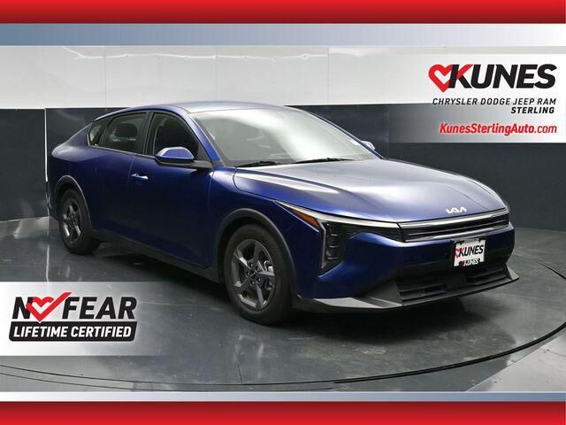 2025 KIA K4