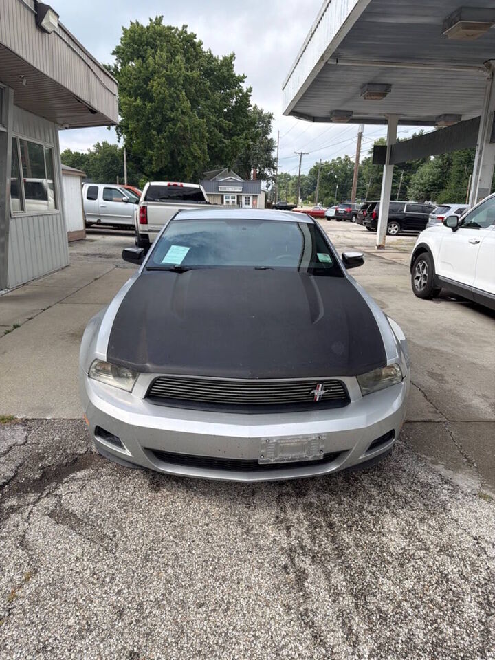 2011 FORD Mustang
