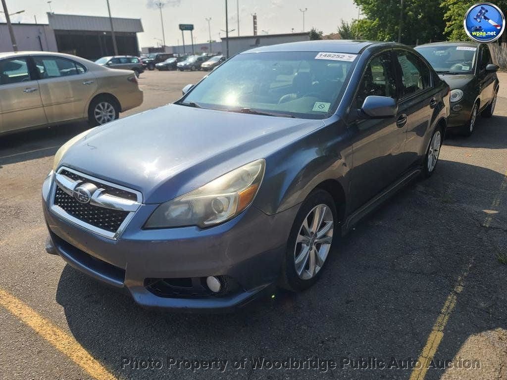 2014 SUBARU Legacy