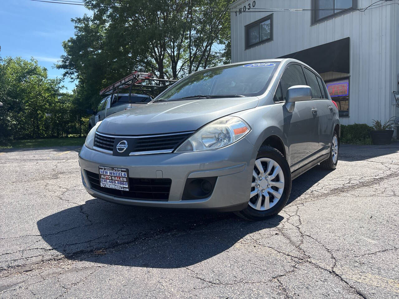 2009 NISSAN Versa