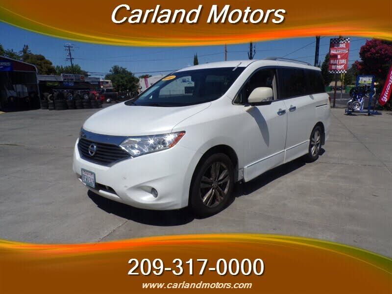 2013 NISSAN Quest