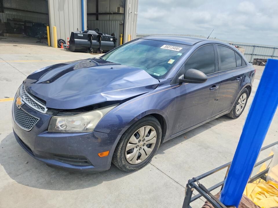 2013 CHEVROLET Cruze
