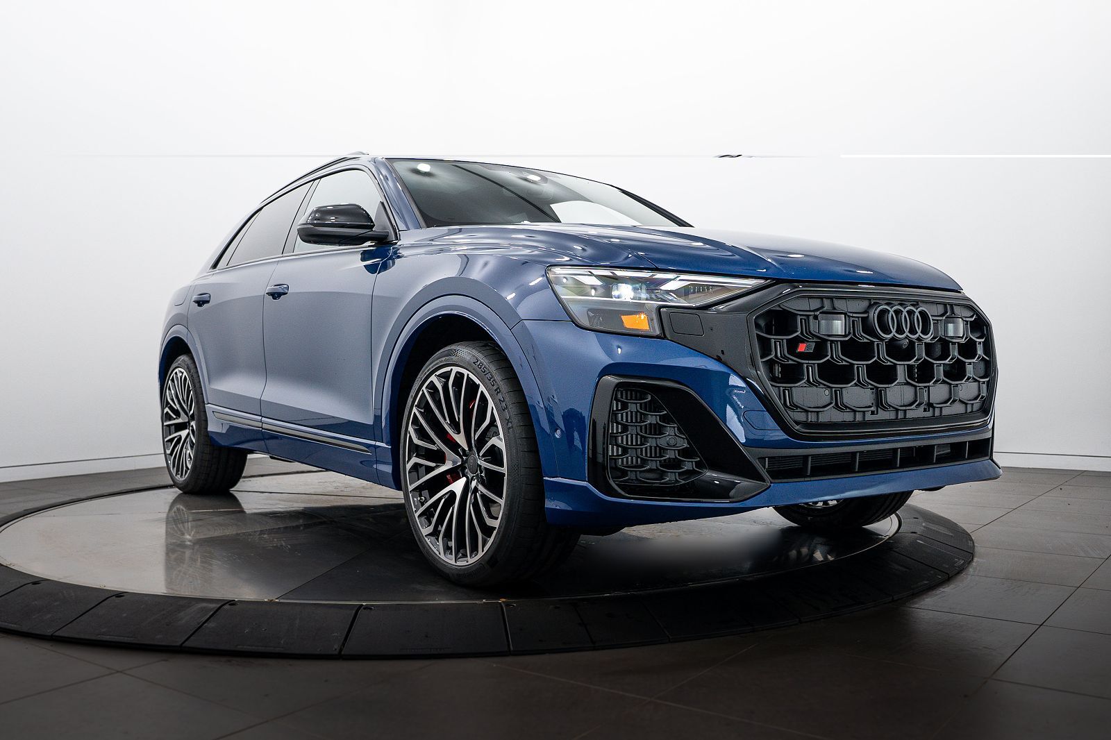 2026 AUDI SQ8