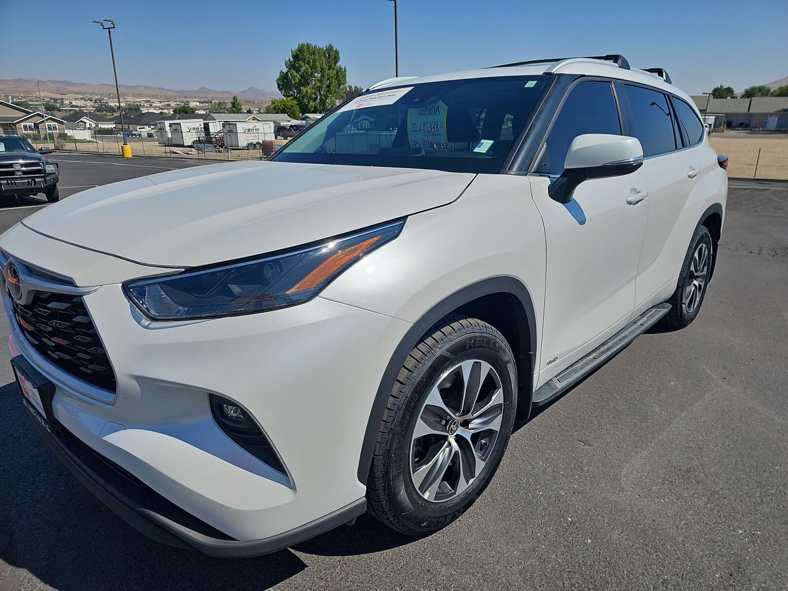 2025 TOYOTA Highlander