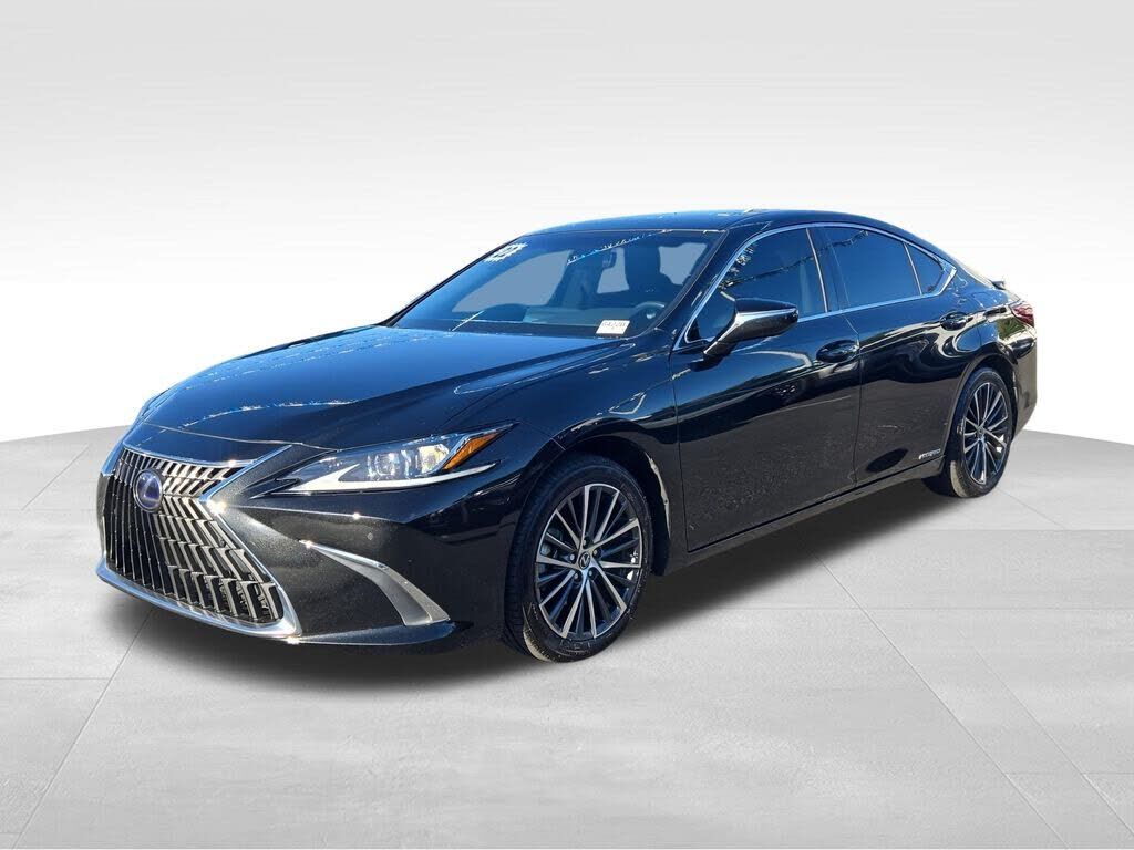 2022 LEXUS ES