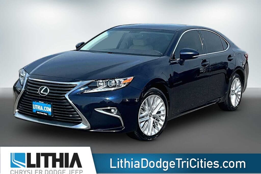 2016 LEXUS ES
