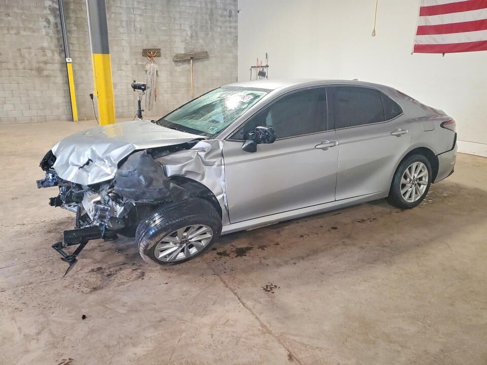 2021 TOYOTA Camry