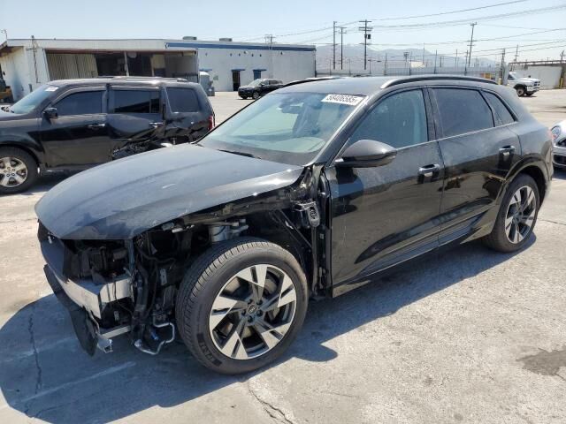 2021 AUDI e-tron