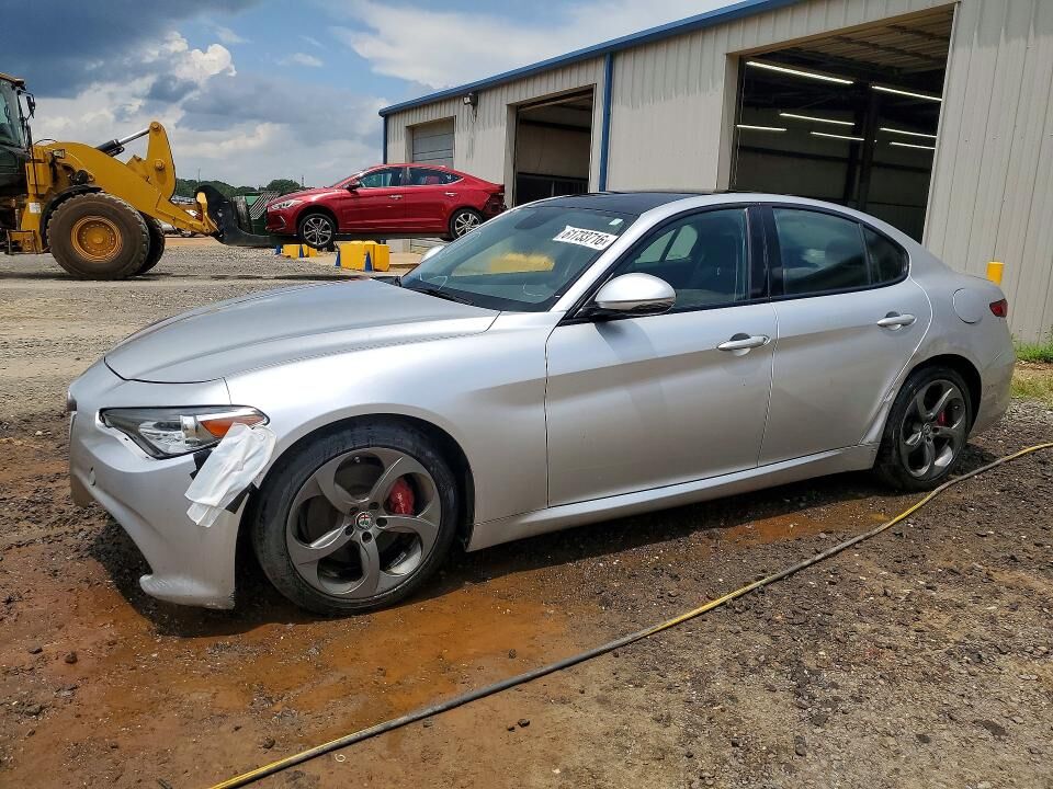 2017 ALFA ROMEO Giulia