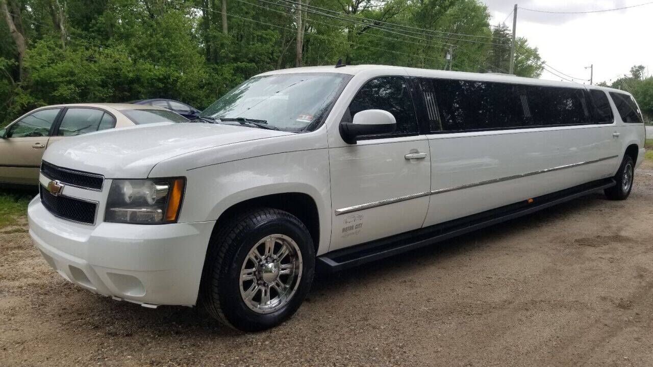 2011 CHEVROLET Suburban