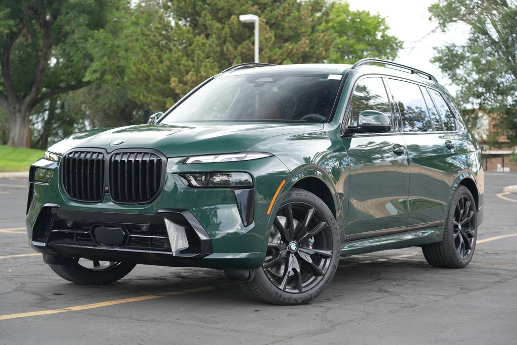 2027 BMW X7