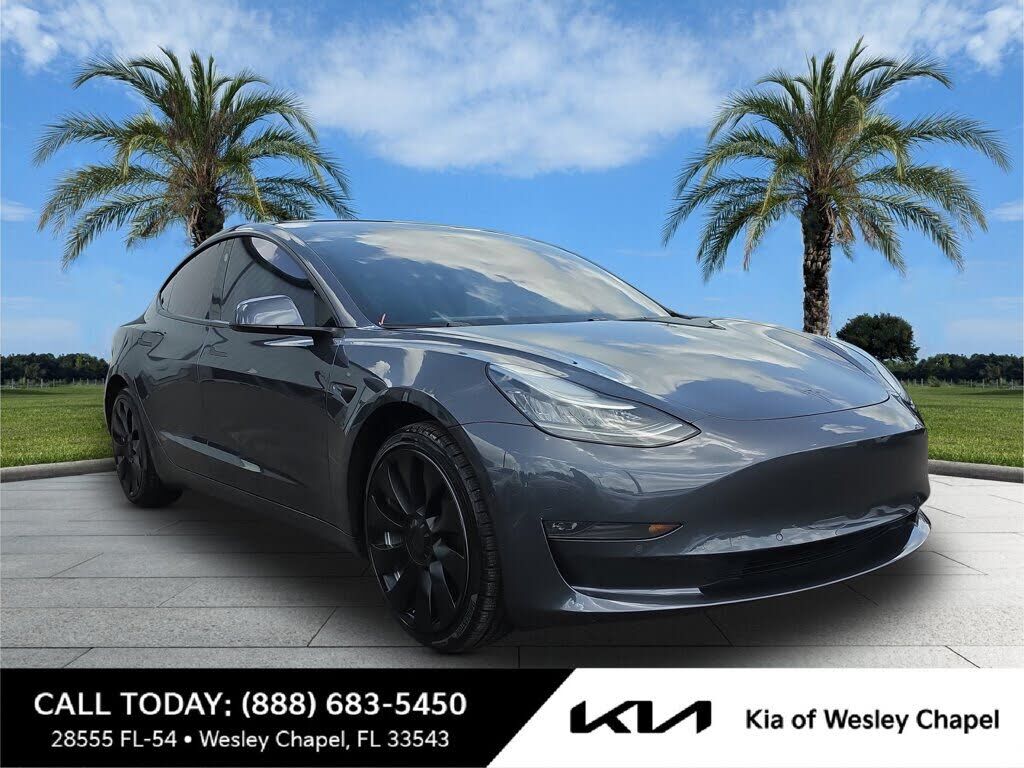 2018 TESLA Model 3