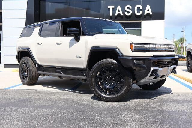 2026 GMC Hummer EV SUV