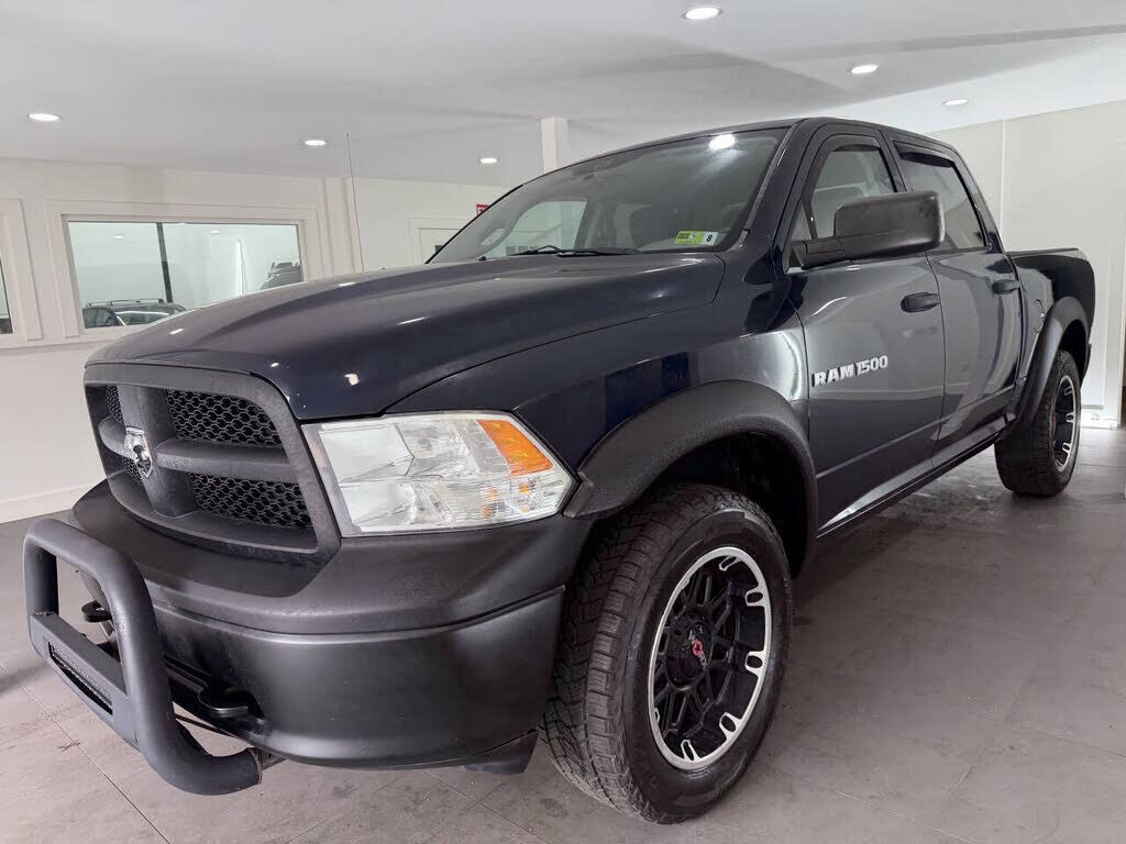 2012 DODGE Ram