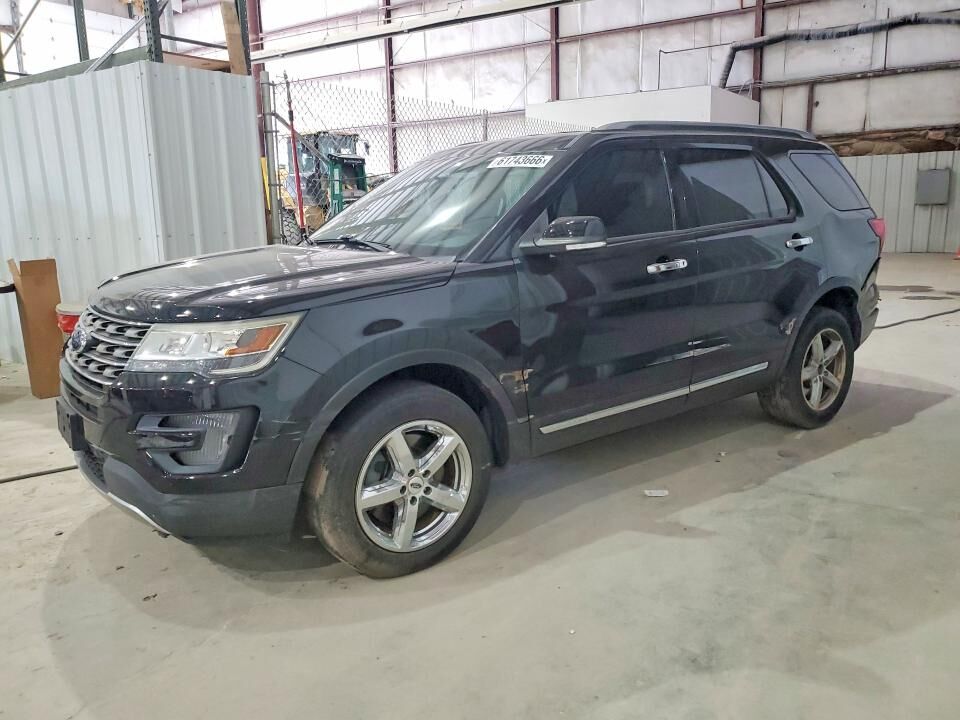 2017 FORD Explorer