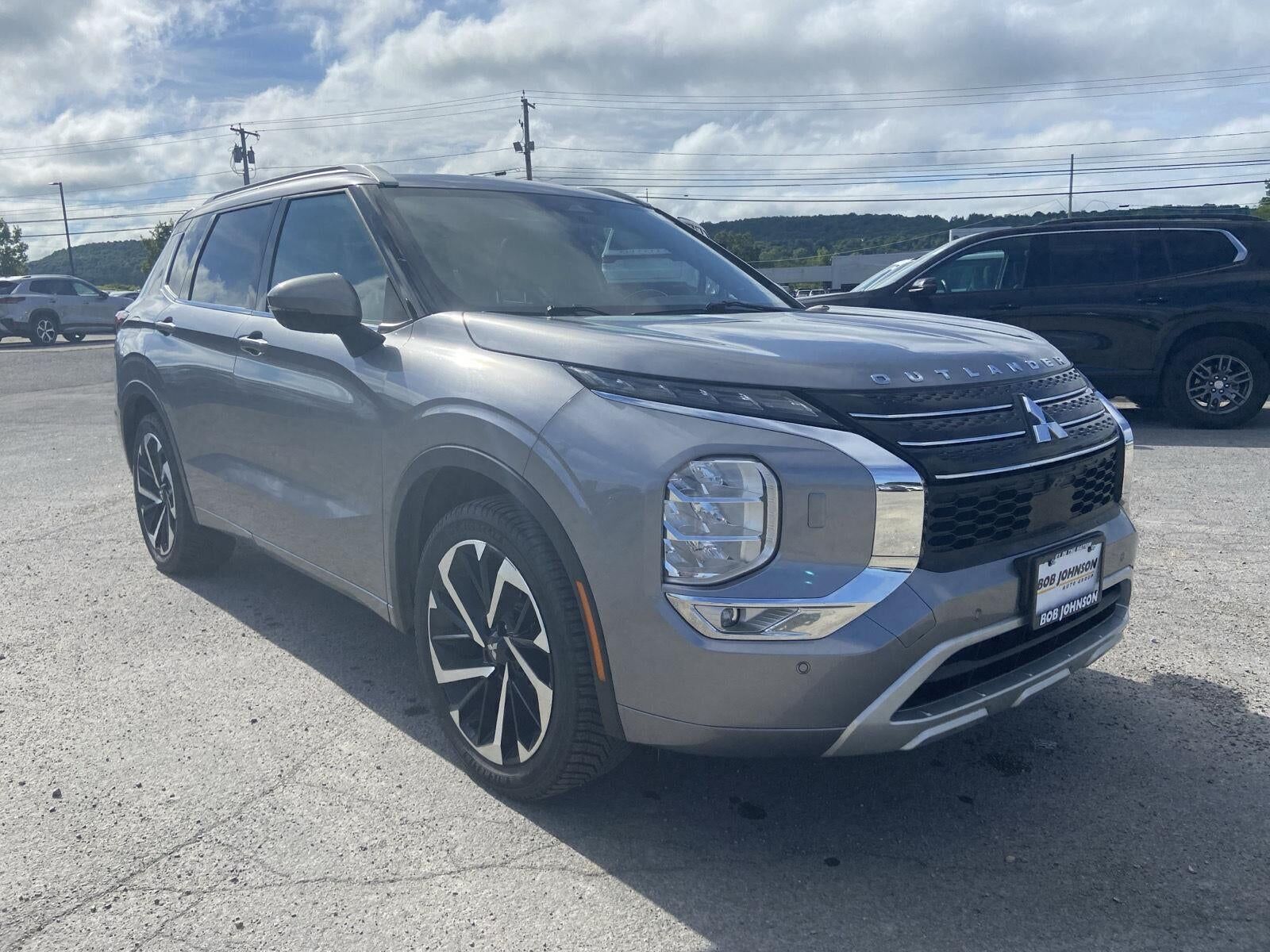 2022 MITSUBISHI Outlander