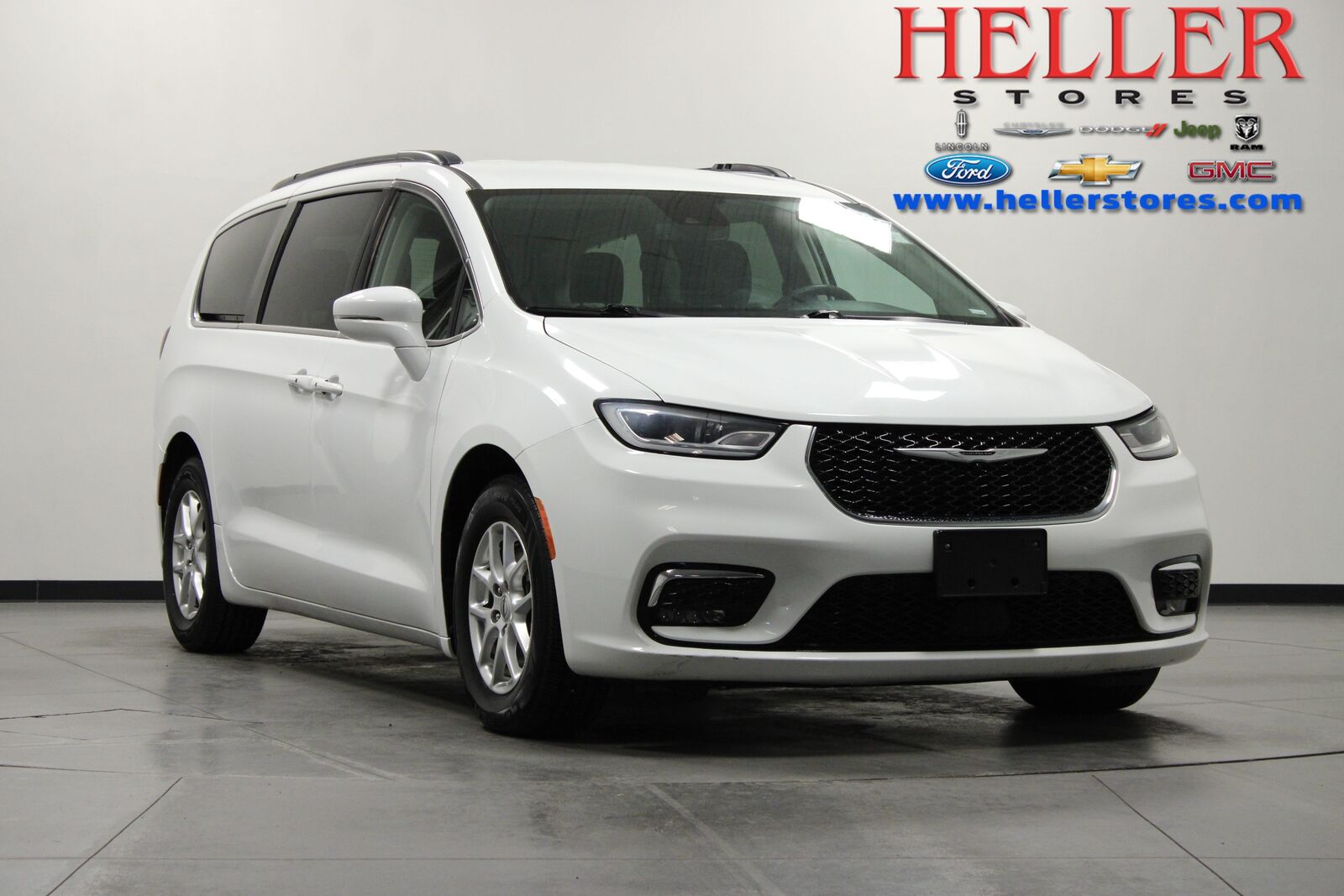 2022 CHRYSLER Pacifica