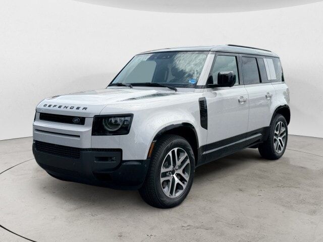 2026 LAND ROVER Defender