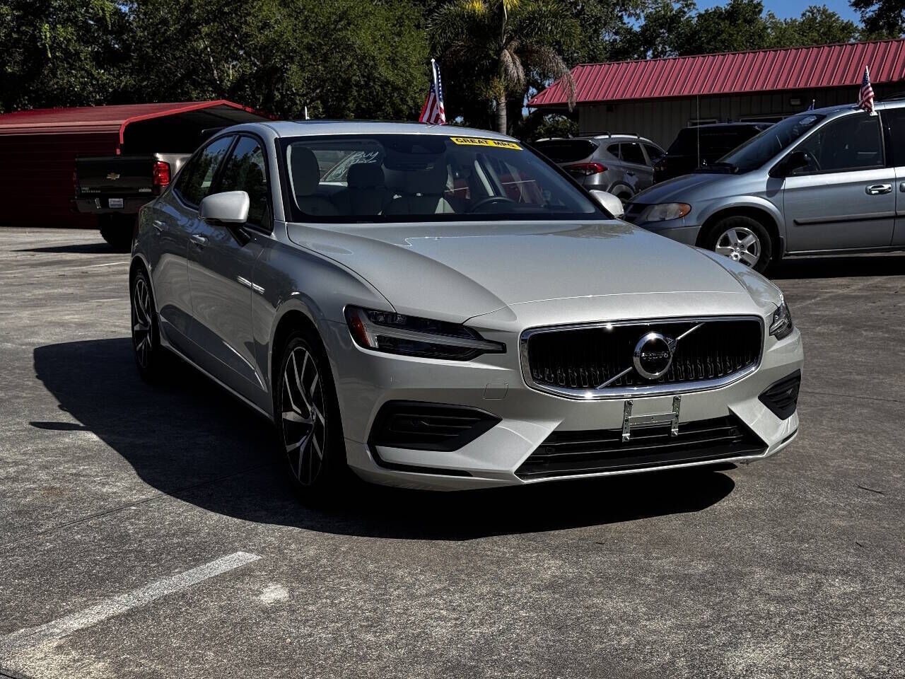 2019 VOLVO S60