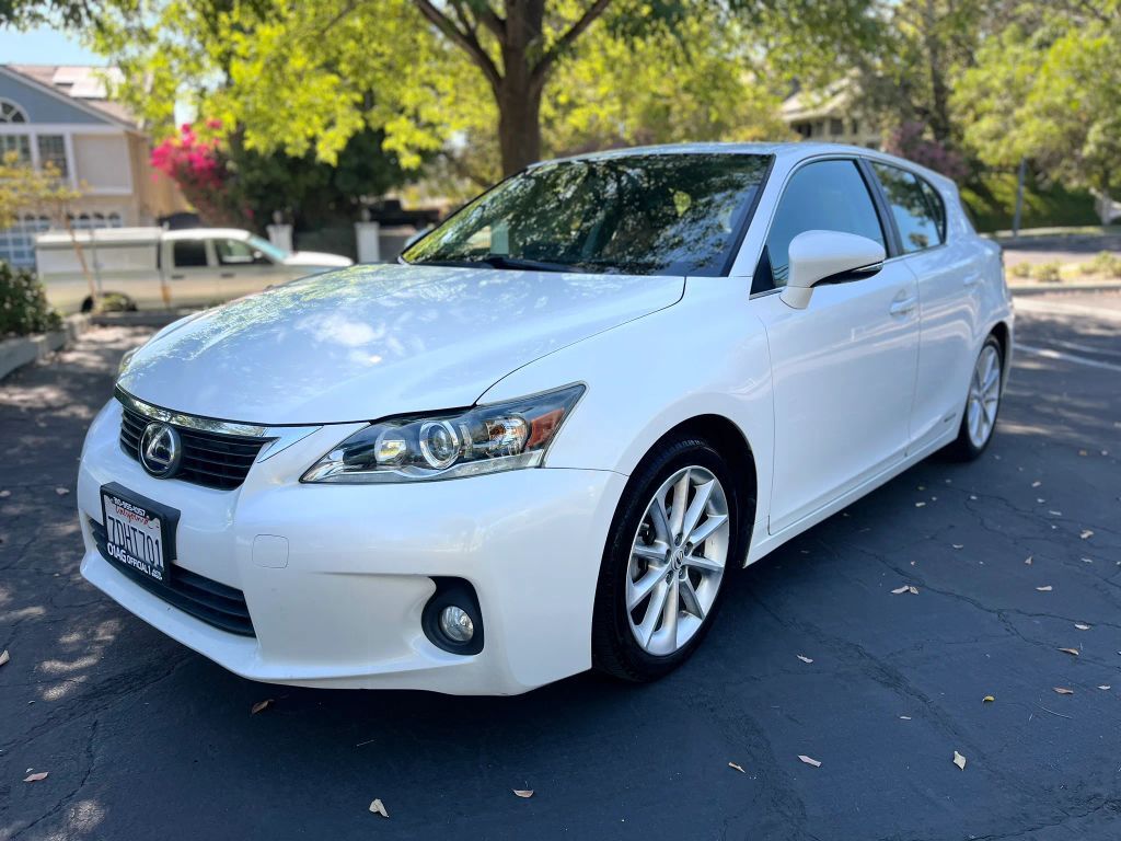 2013 LEXUS CT