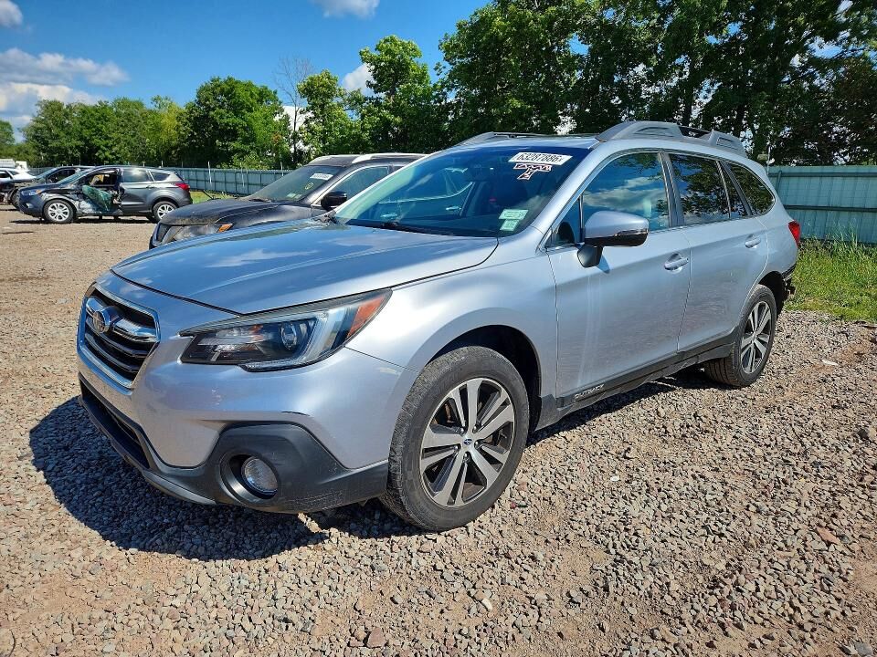 2018 SUBARU Outback