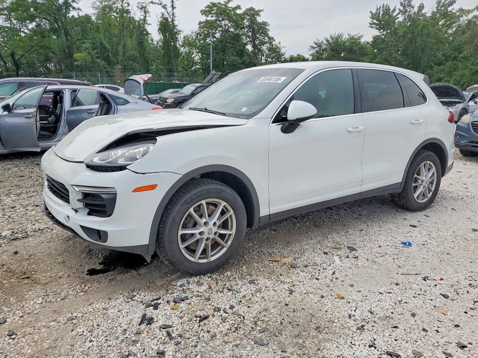 2016 PORSCHE Cayenne