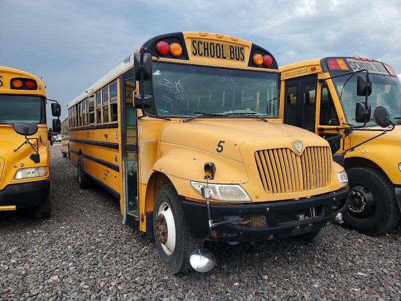 2013 IC BUS PB105