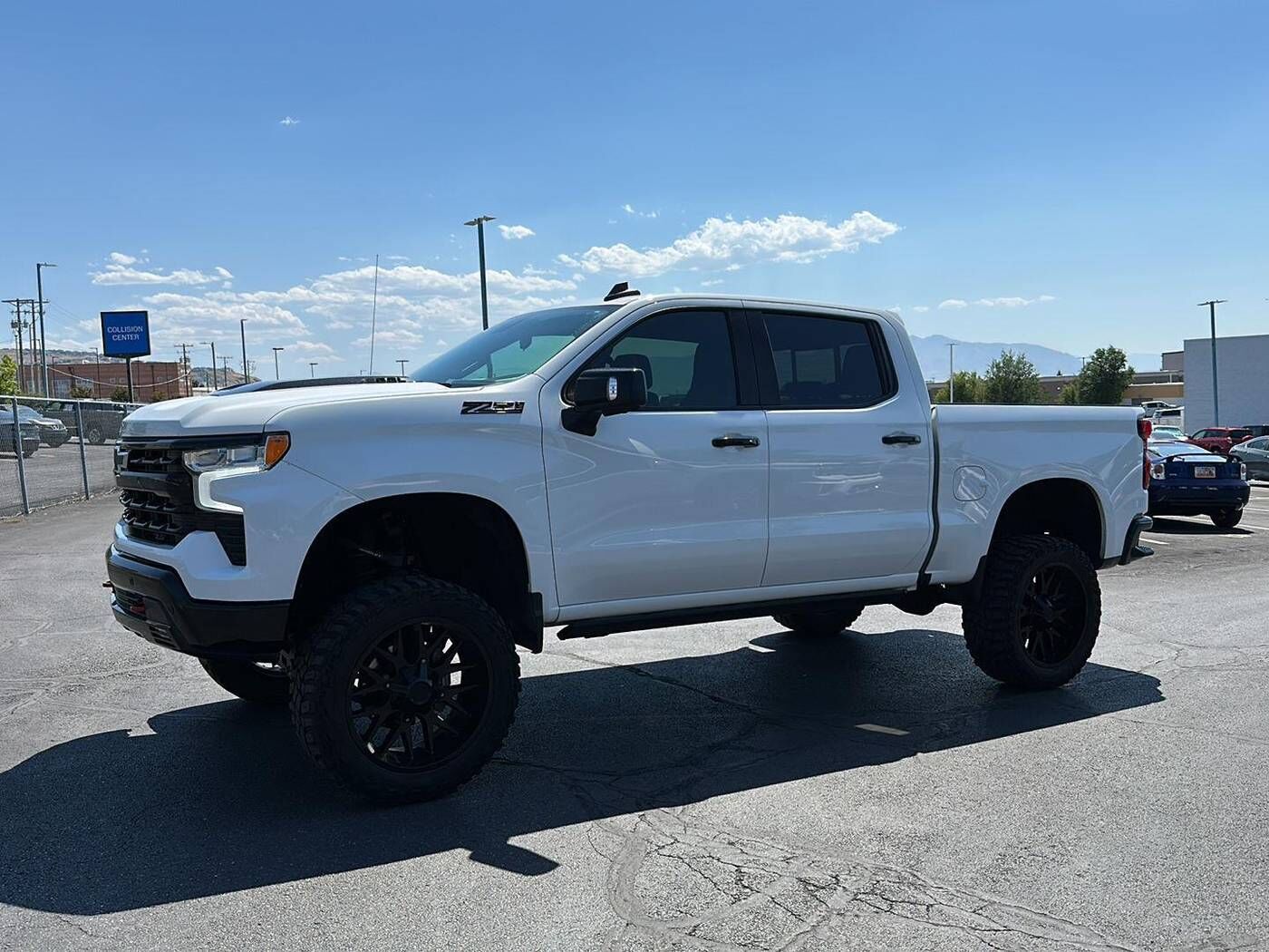 2024 CHEVROLET Silverado