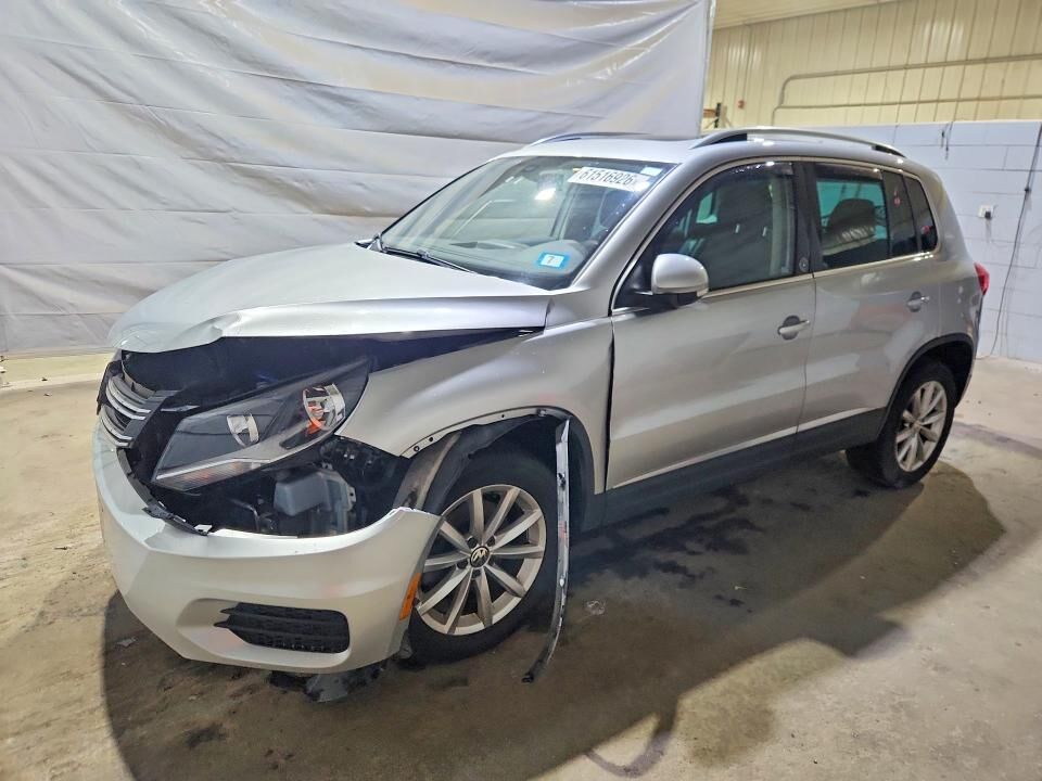 2017 VOLKSWAGEN Tiguan