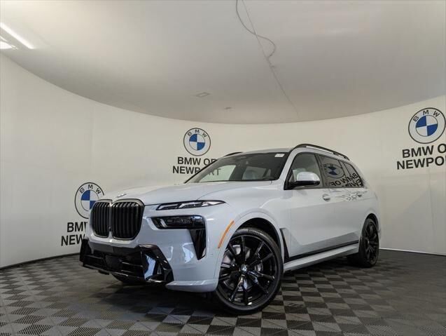2027 BMW X7