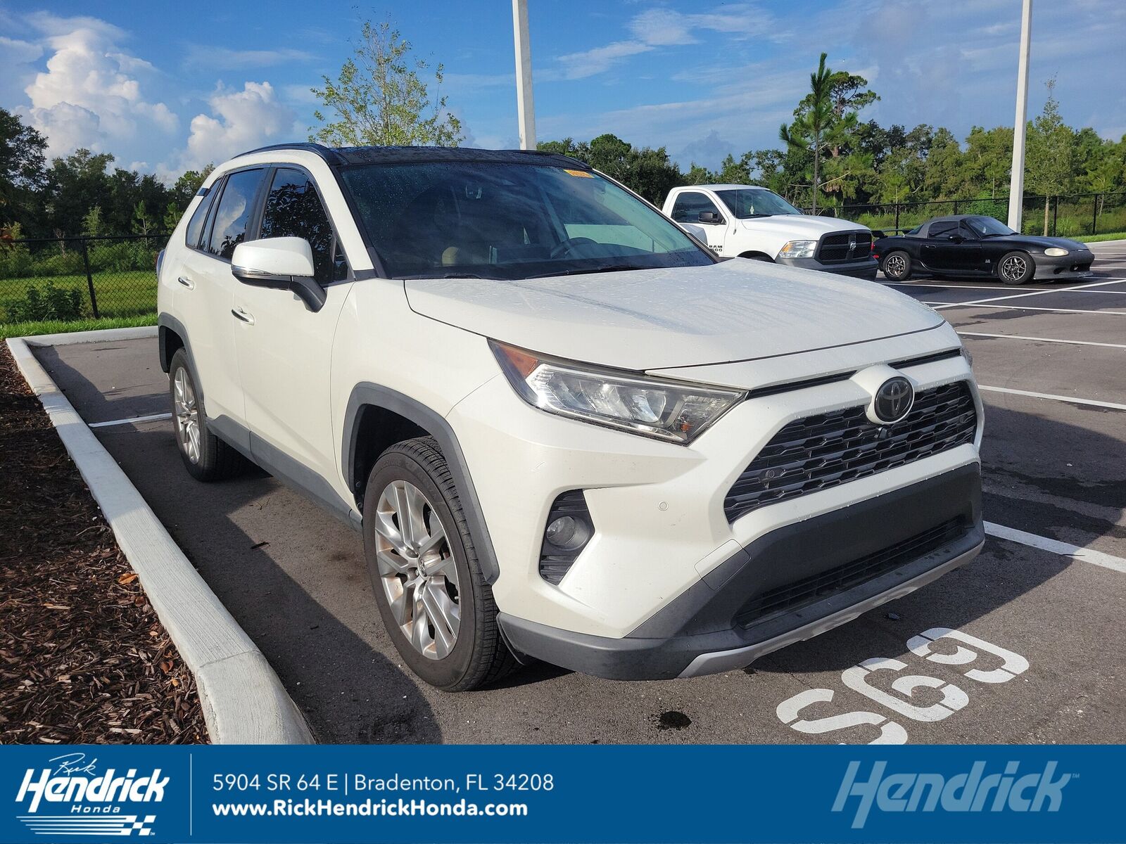 2019 TOYOTA RAV4