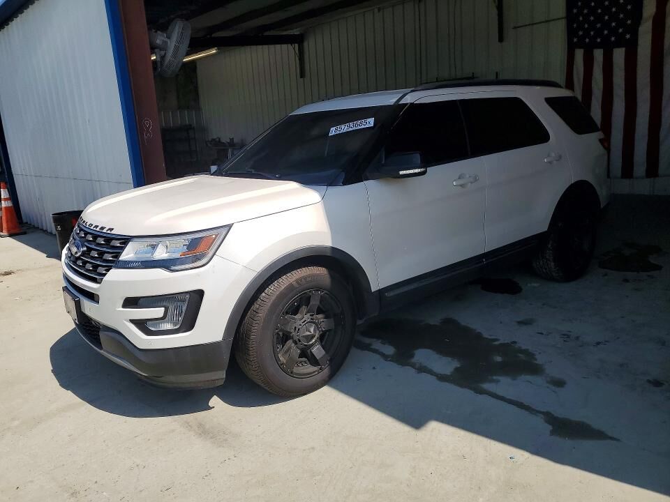 2016 FORD Explorer