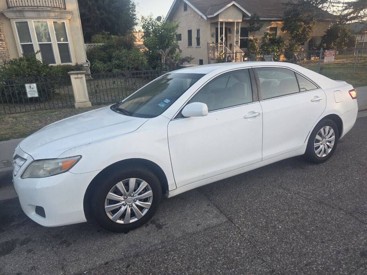2010 TOYOTA Camry