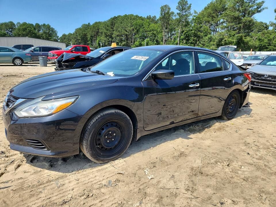 2017 NISSAN Altima