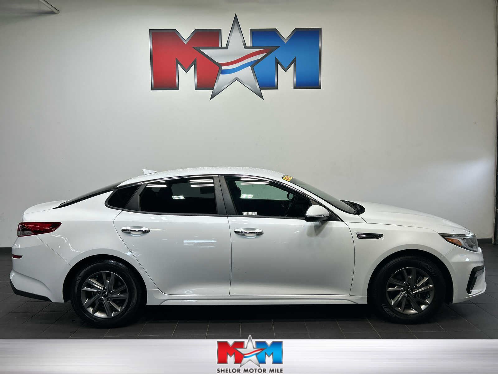 2019 KIA Optima