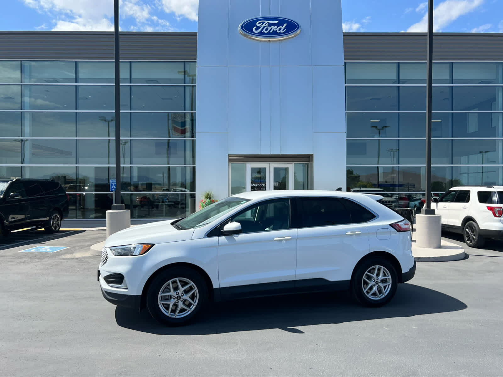 2024 FORD Edge