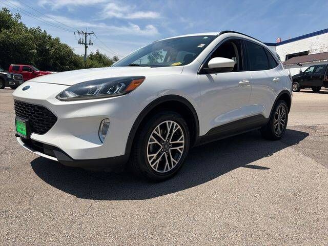 2020 FORD Escape
